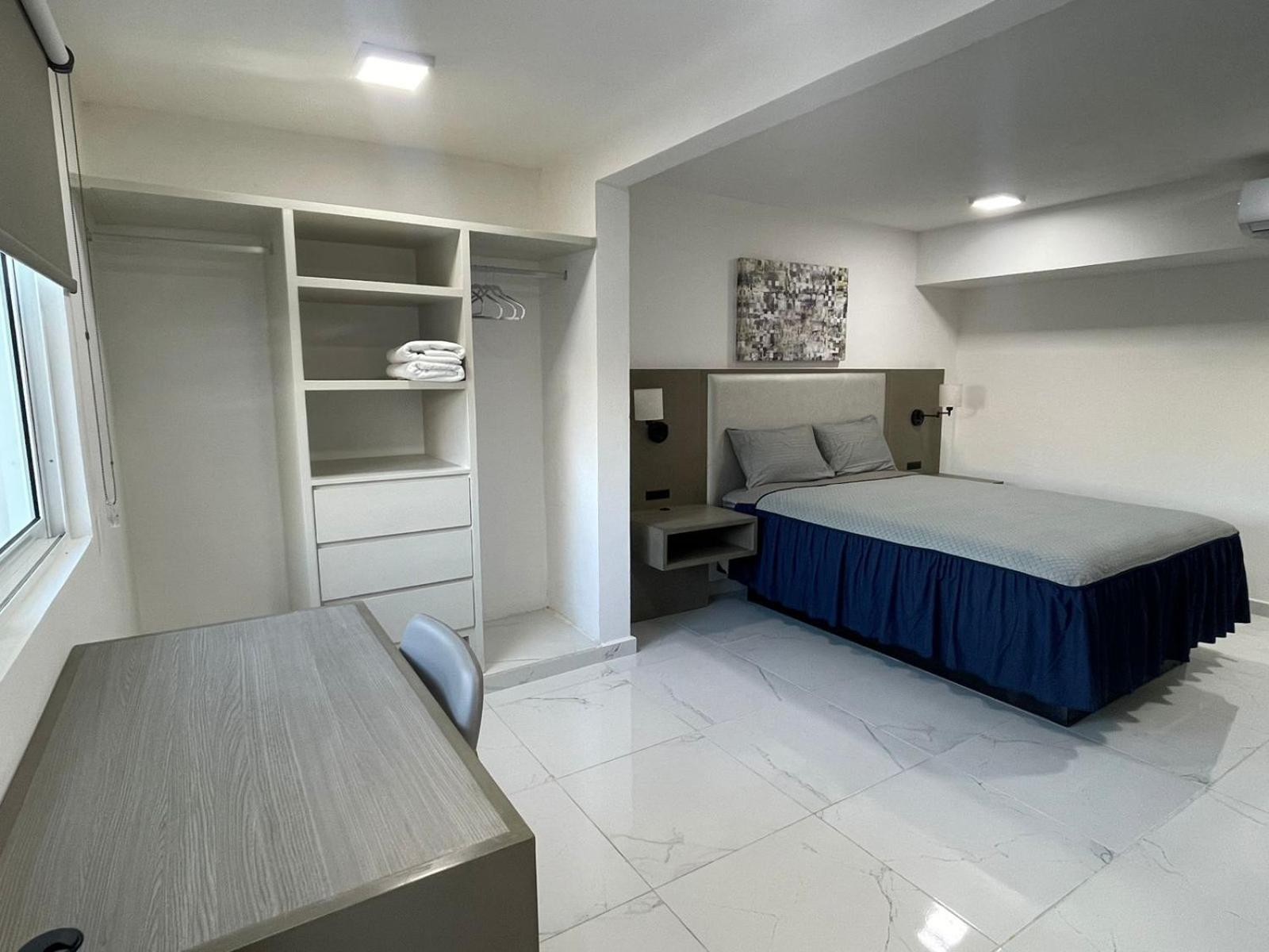 Guest House Stone Wall Residences Cancún Exteriör bild
