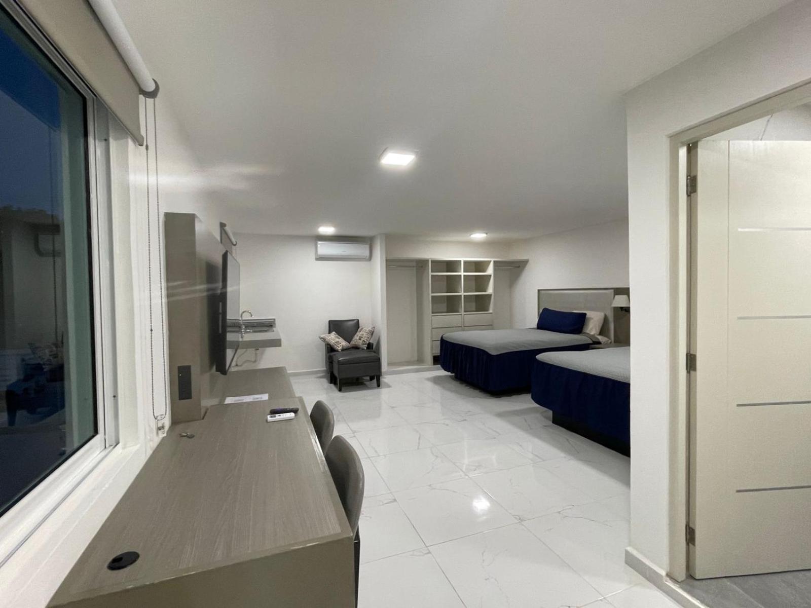 Guest House Stone Wall Residences Cancún Exteriör bild