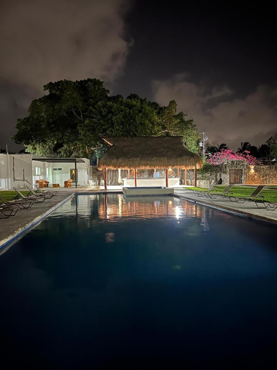 Guest House Stone Wall Residences Cancún Exteriör bild